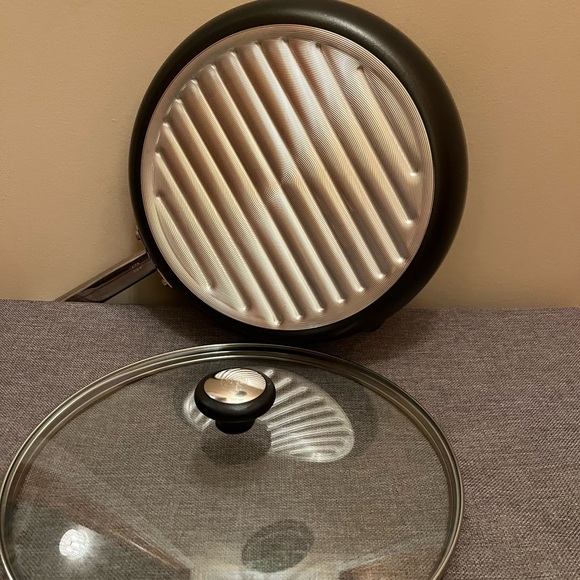George Forman grill pan with lid - Picture 5 of 5